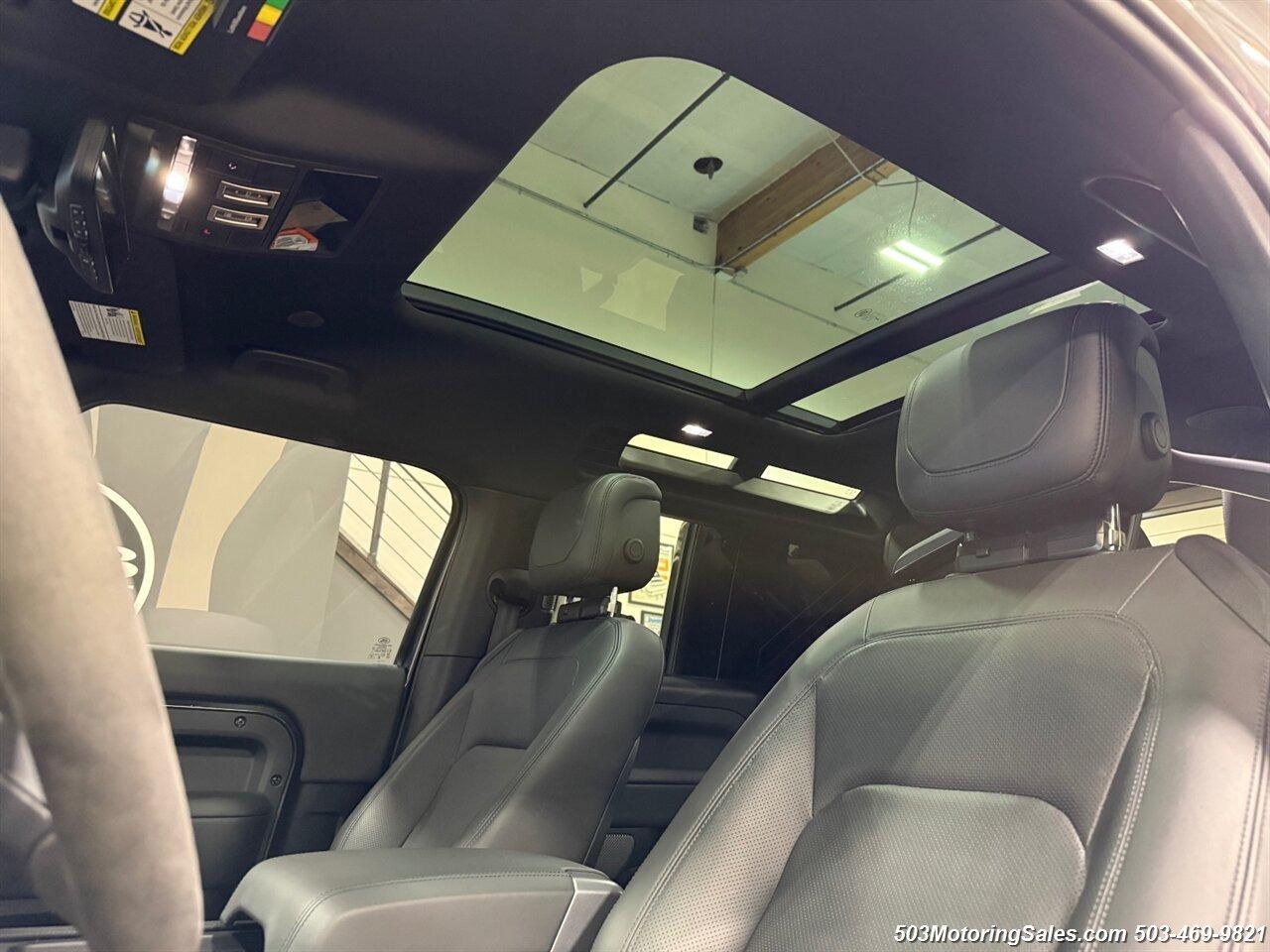 2024 Land Rover Defender 90 Urban Widetrack