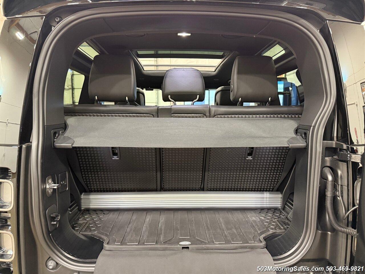 2024 Land Rover Defender 90 Urban Widetrack