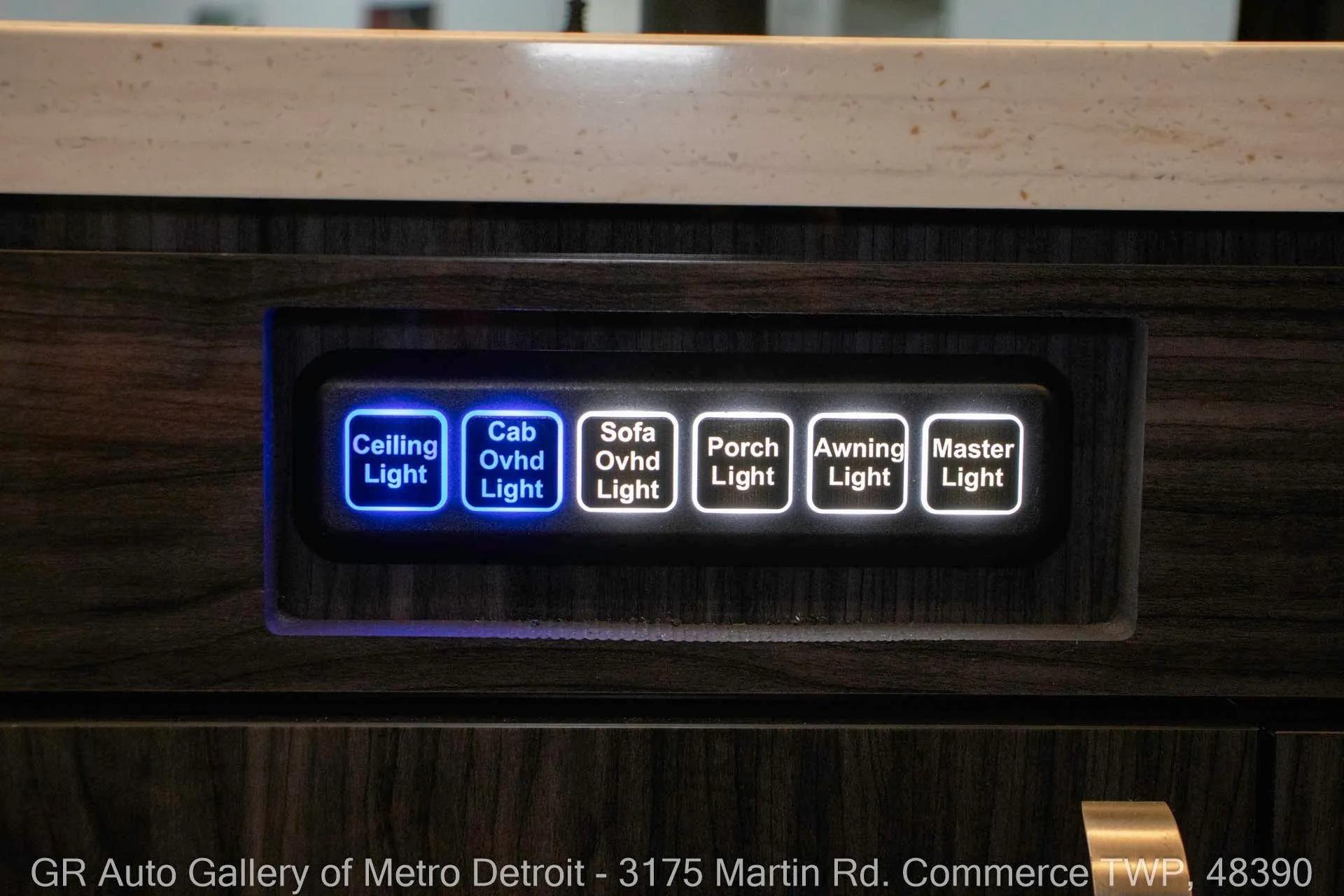 2022 Mercedes-Benz Sprinter 3500XD Camper