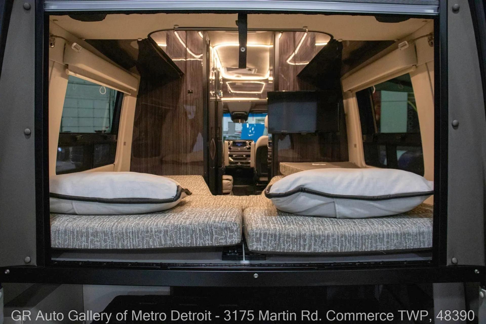 2022 Mercedes-Benz Sprinter 3500XD Camper