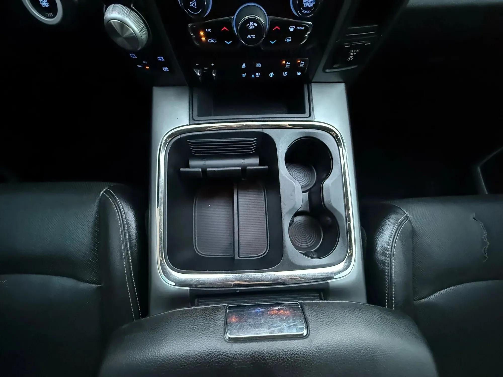 2017 RAM 1500 Crew Cab