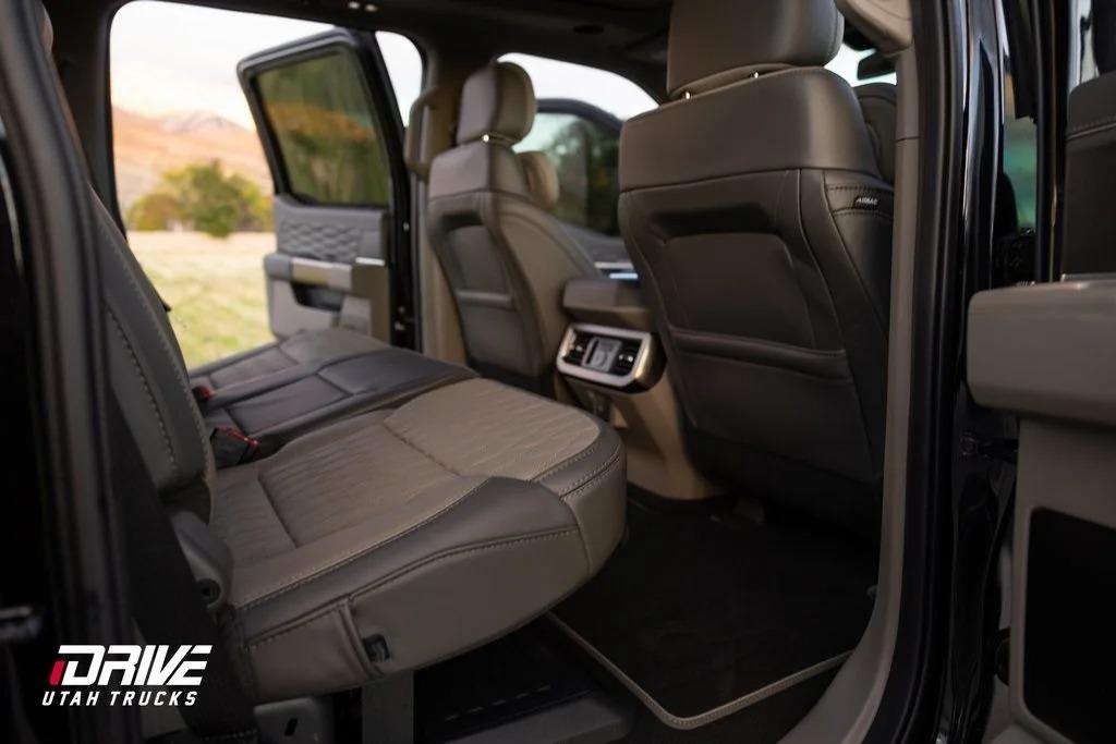 2025 Ford F-350SD Platinum