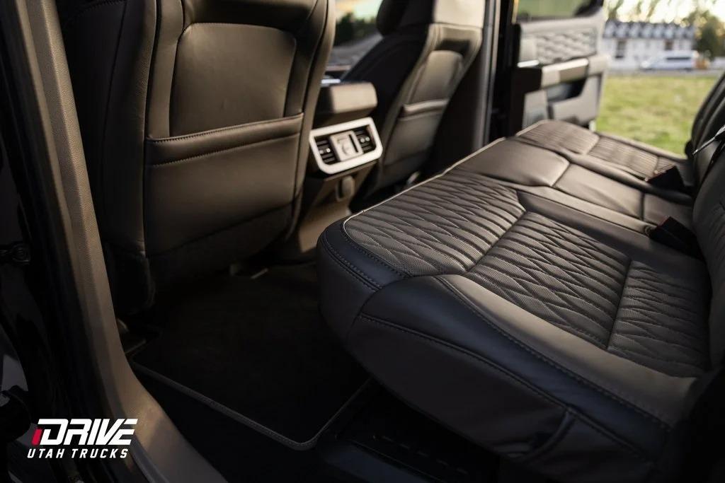 2025 Ford F-350SD Platinum