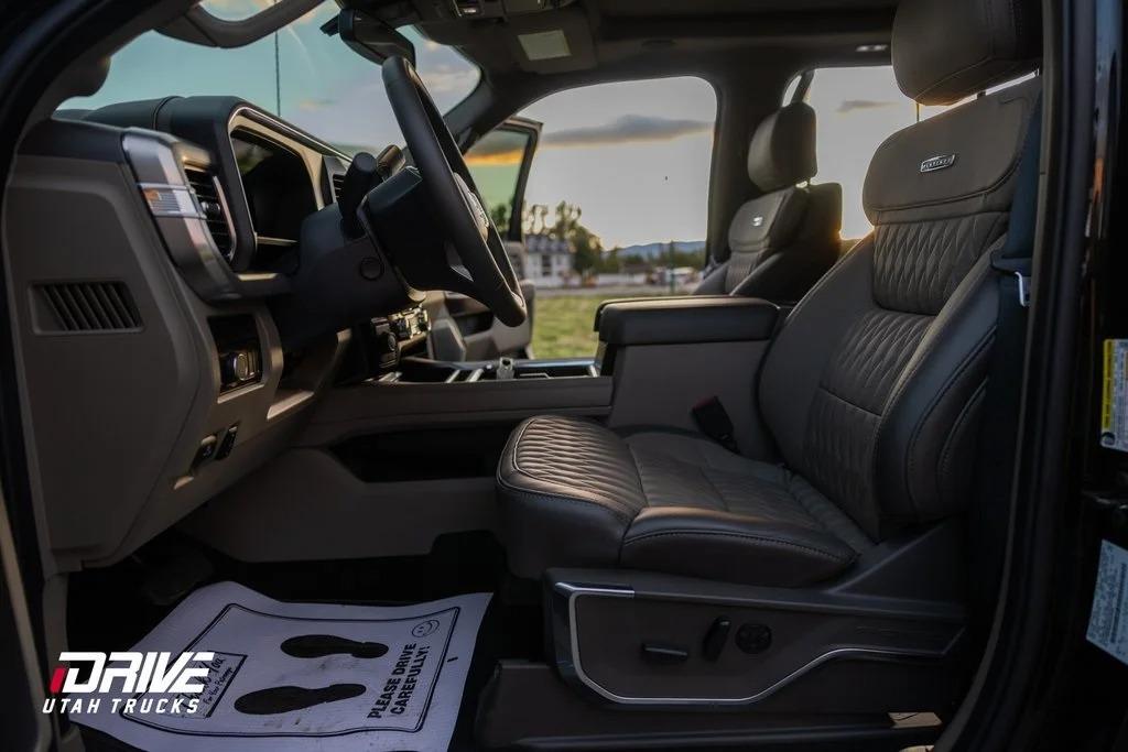 2025 Ford F-350SD Platinum