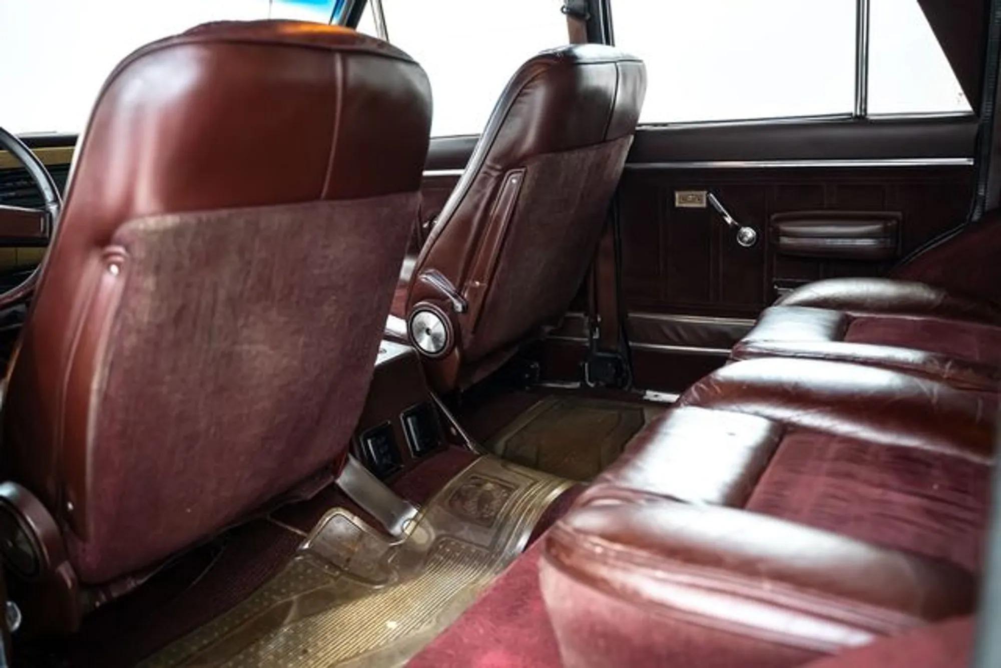 1987 Jeep Grand Wagoneer Ambassador Edition