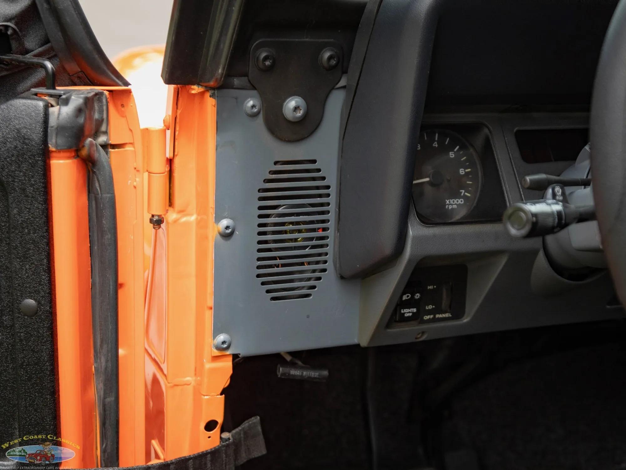 1994 Jeep Wrangler SE