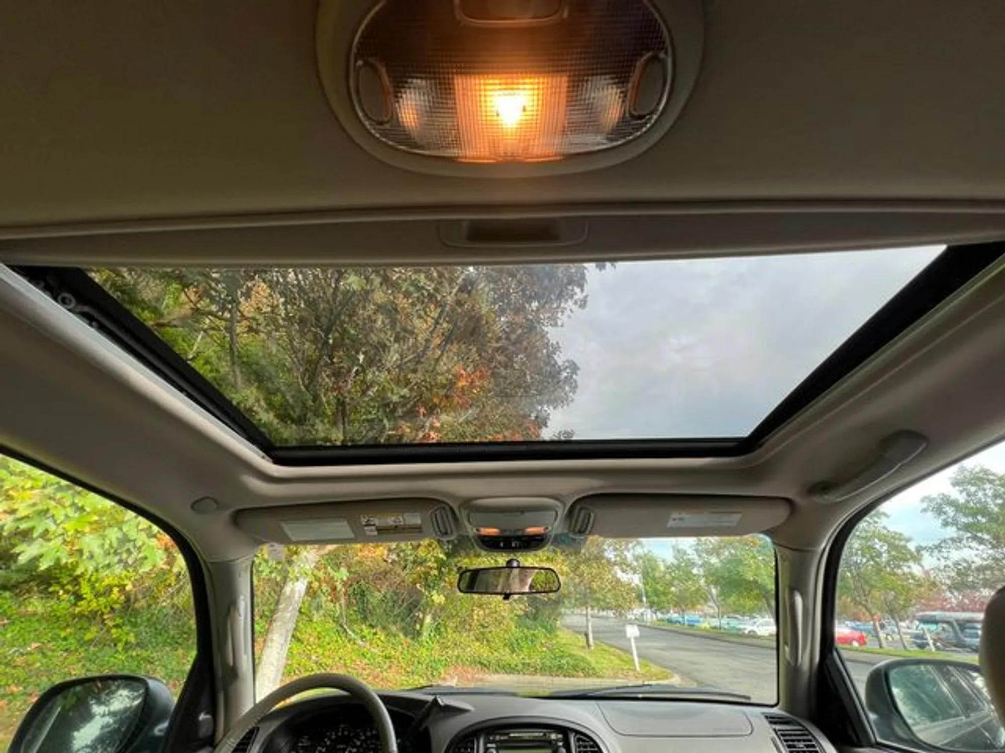 2007 Toyota Sequoia SR5