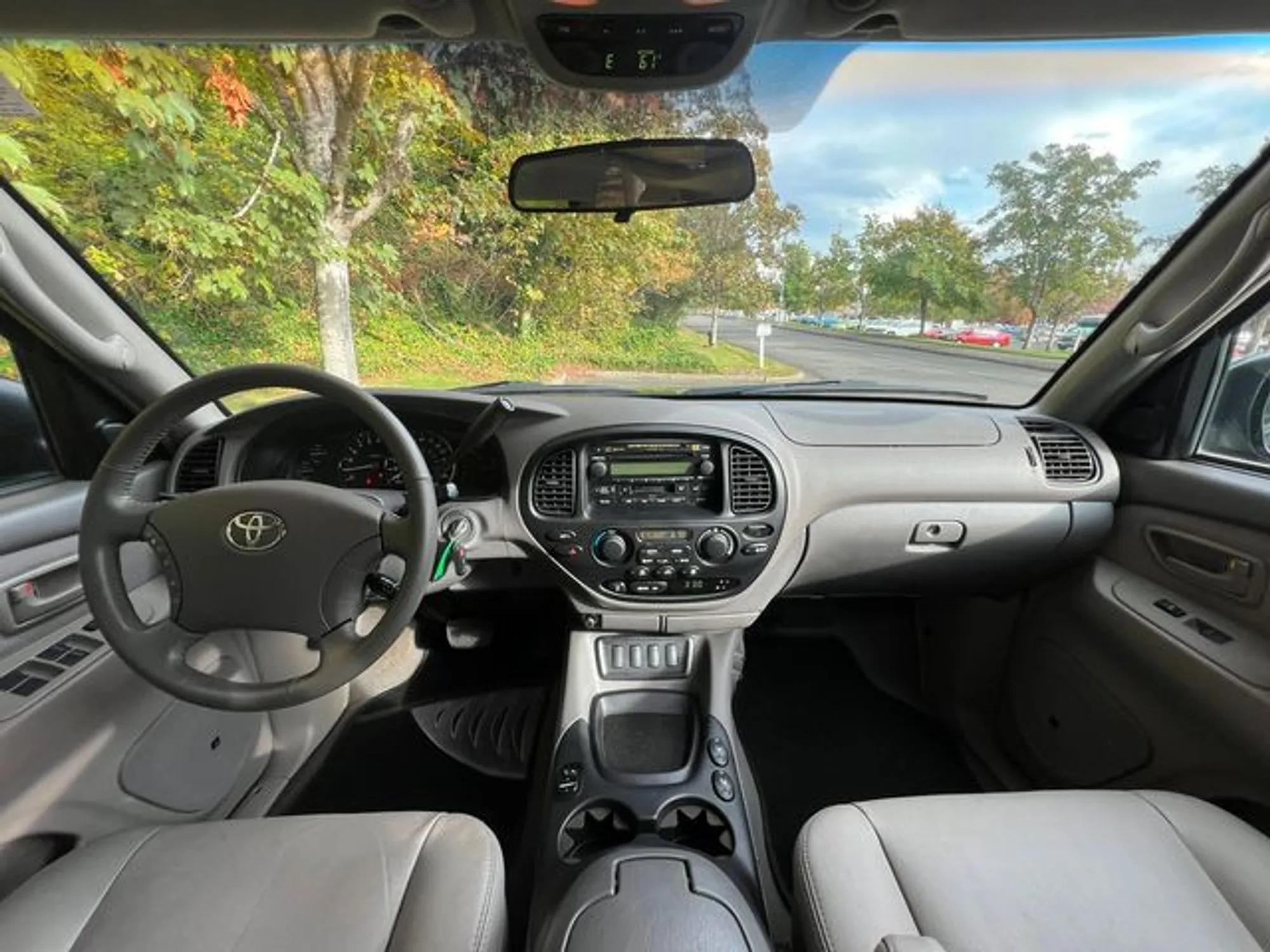 2007 Toyota Sequoia SR5