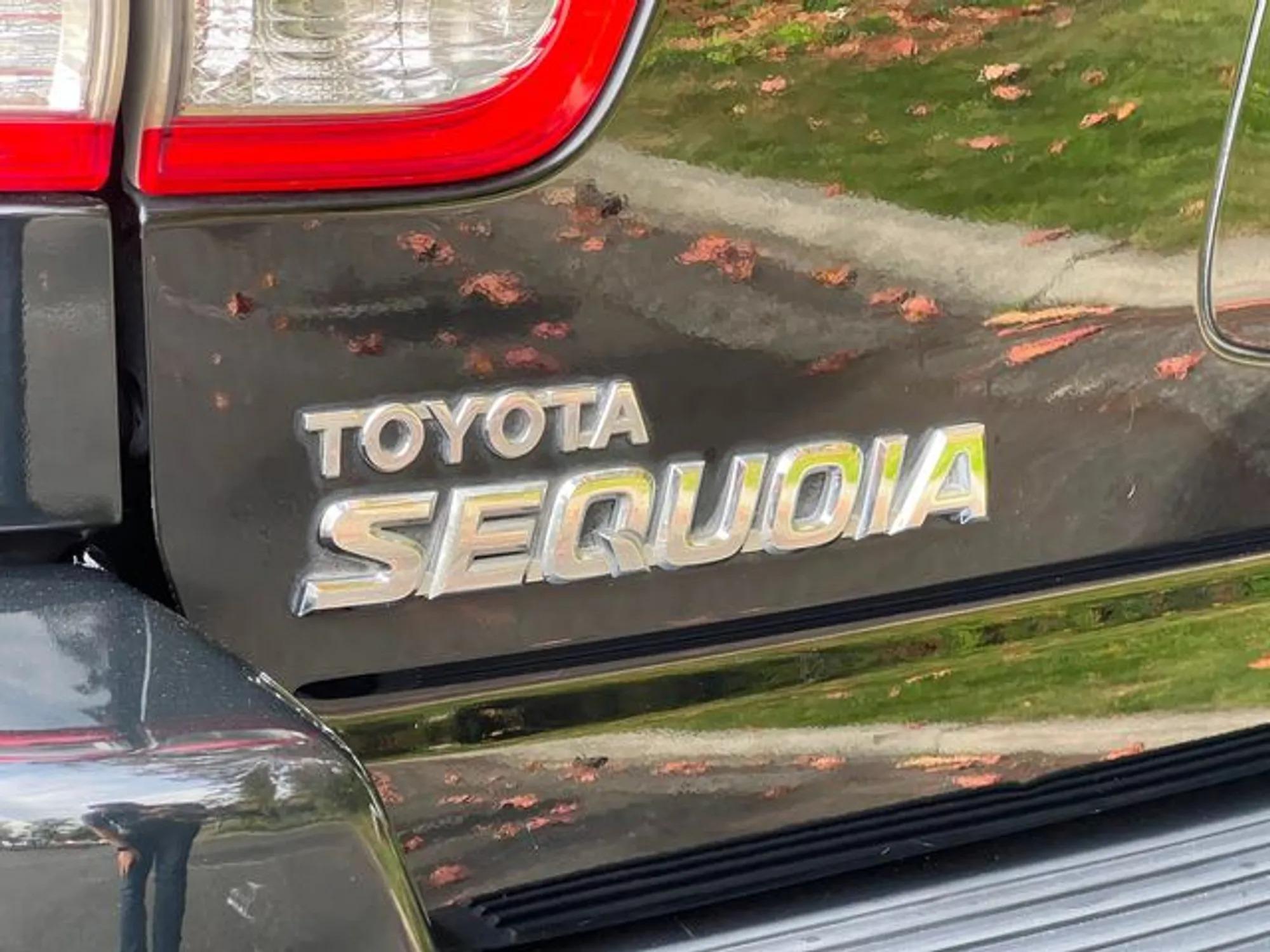 2007 Toyota Sequoia SR5