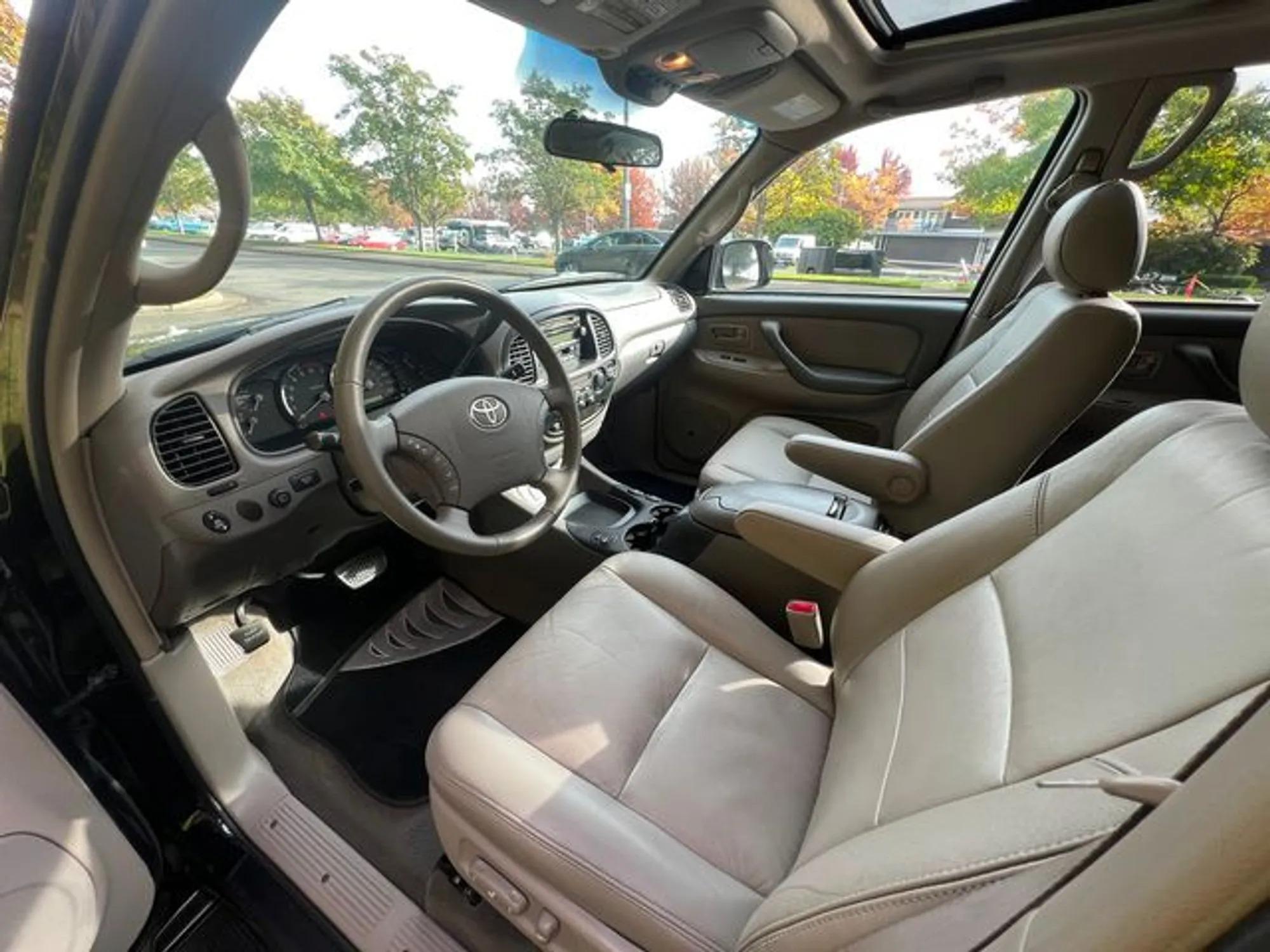 2007 Toyota Sequoia SR5