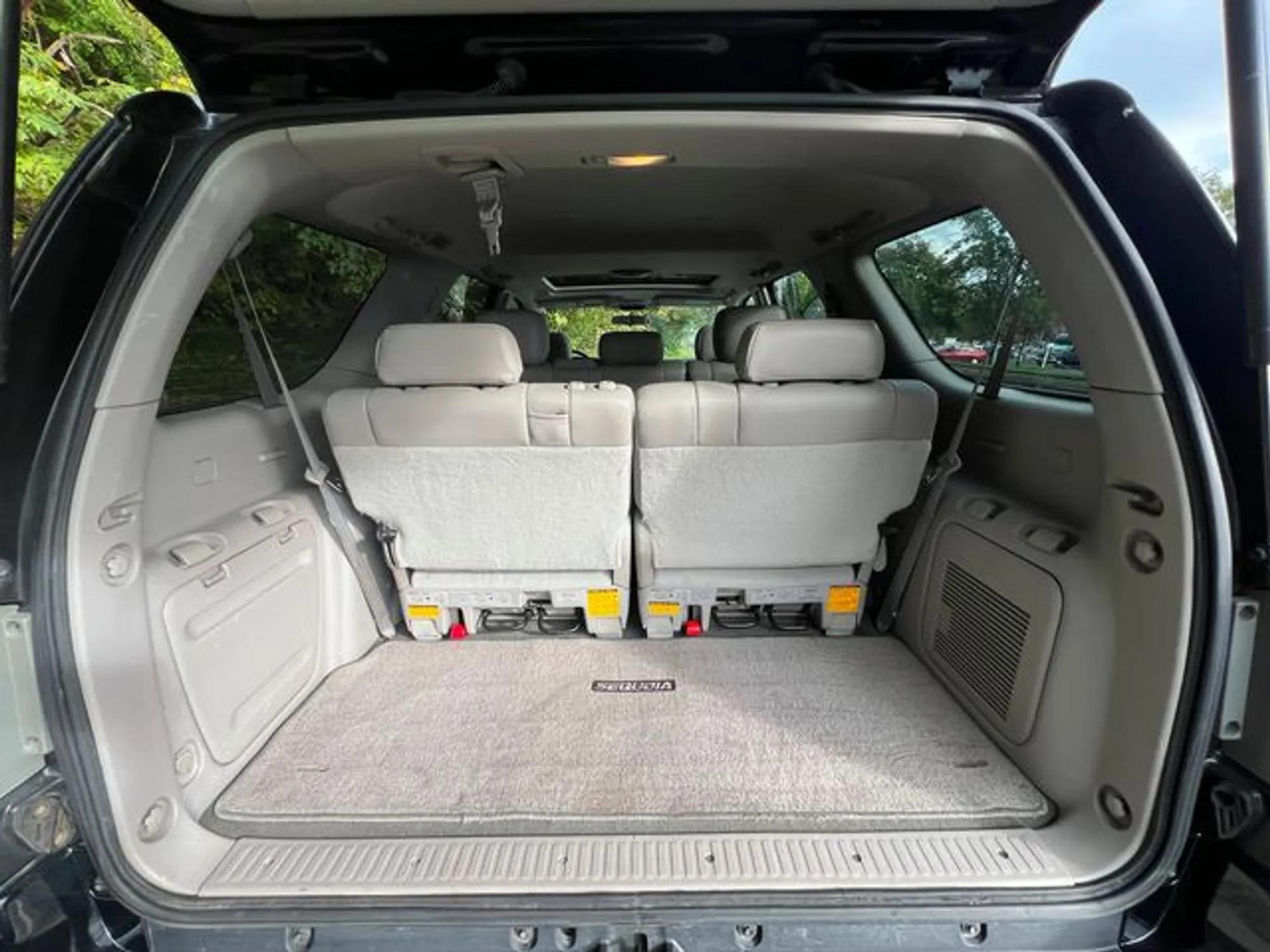 2007 Toyota Sequoia SR5