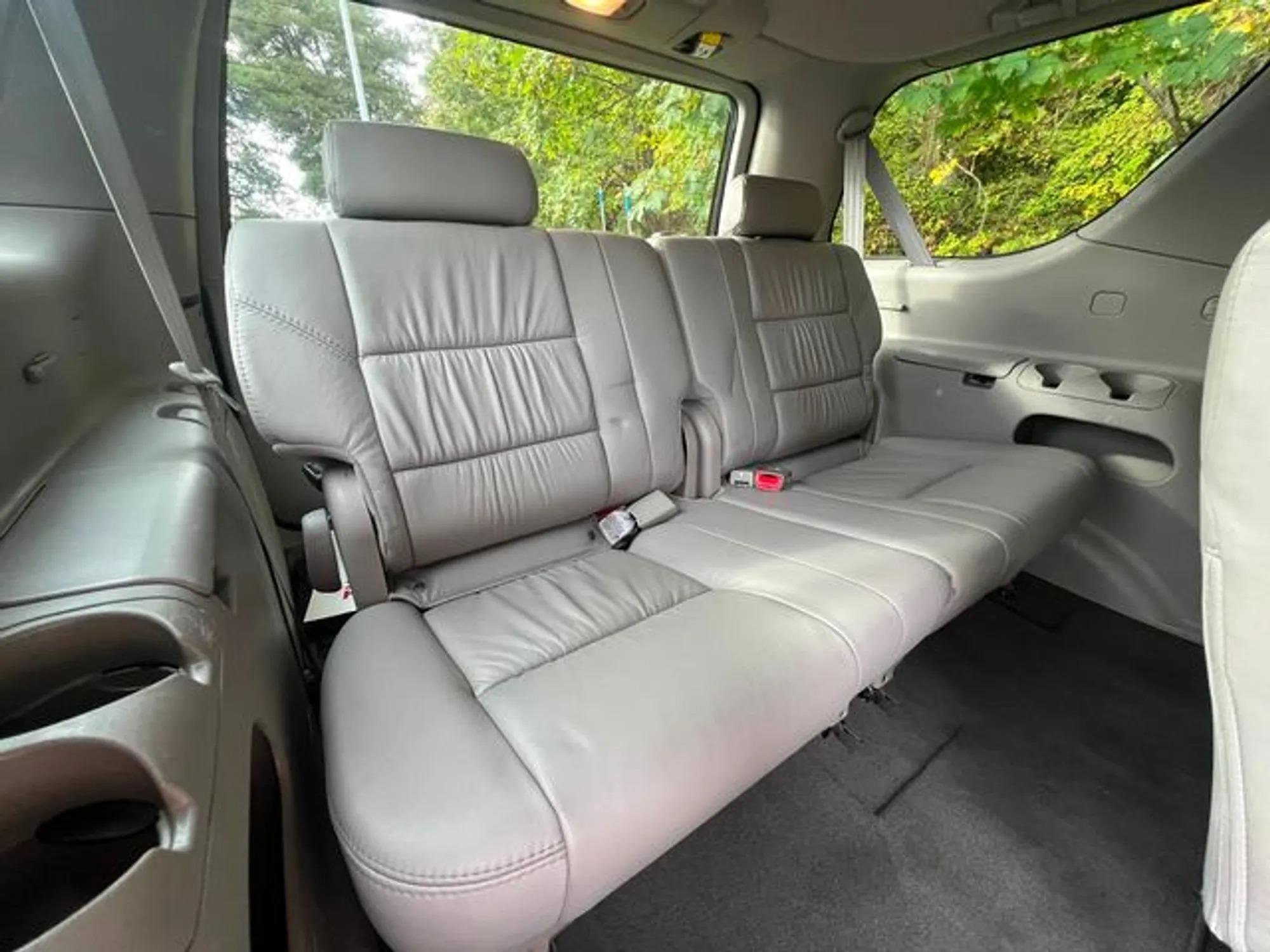 2007 Toyota Sequoia SR5