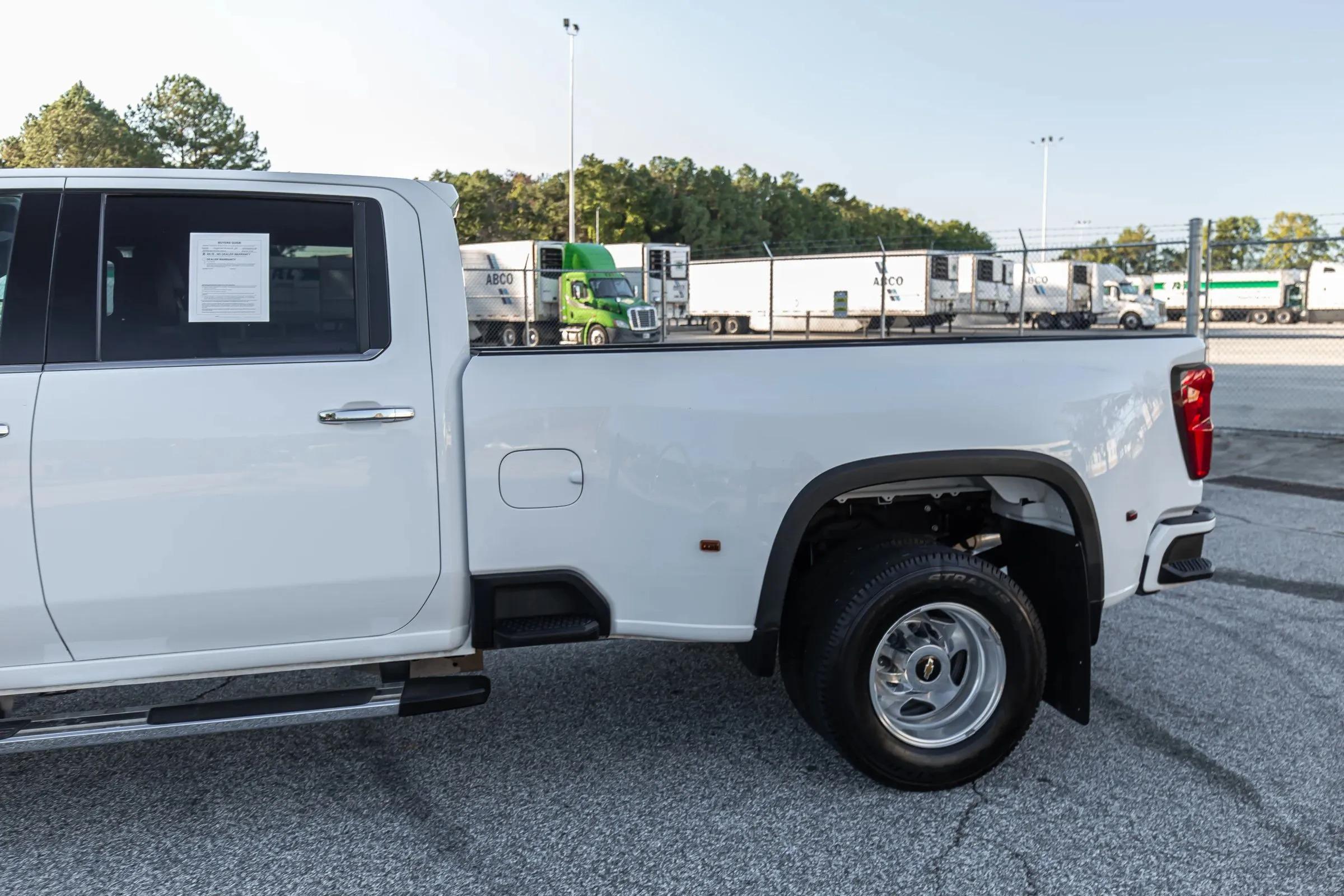 2023 Chevrolet Silverado 3500 High Country