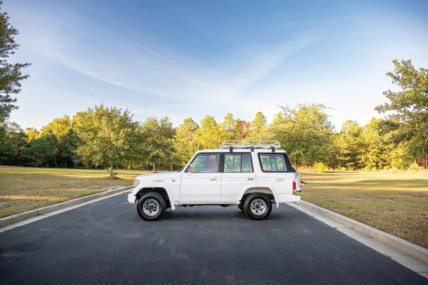 1995 Toyota Land Cruiser RJ77