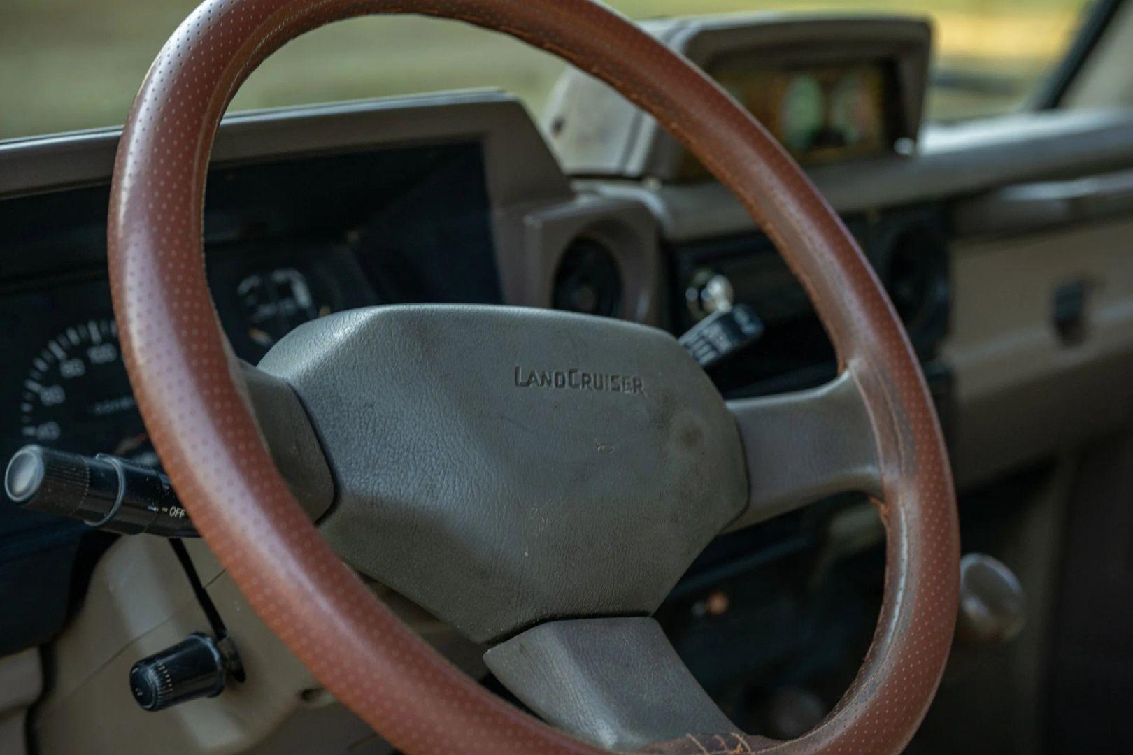 1995 Toyota Land Cruiser RJ77