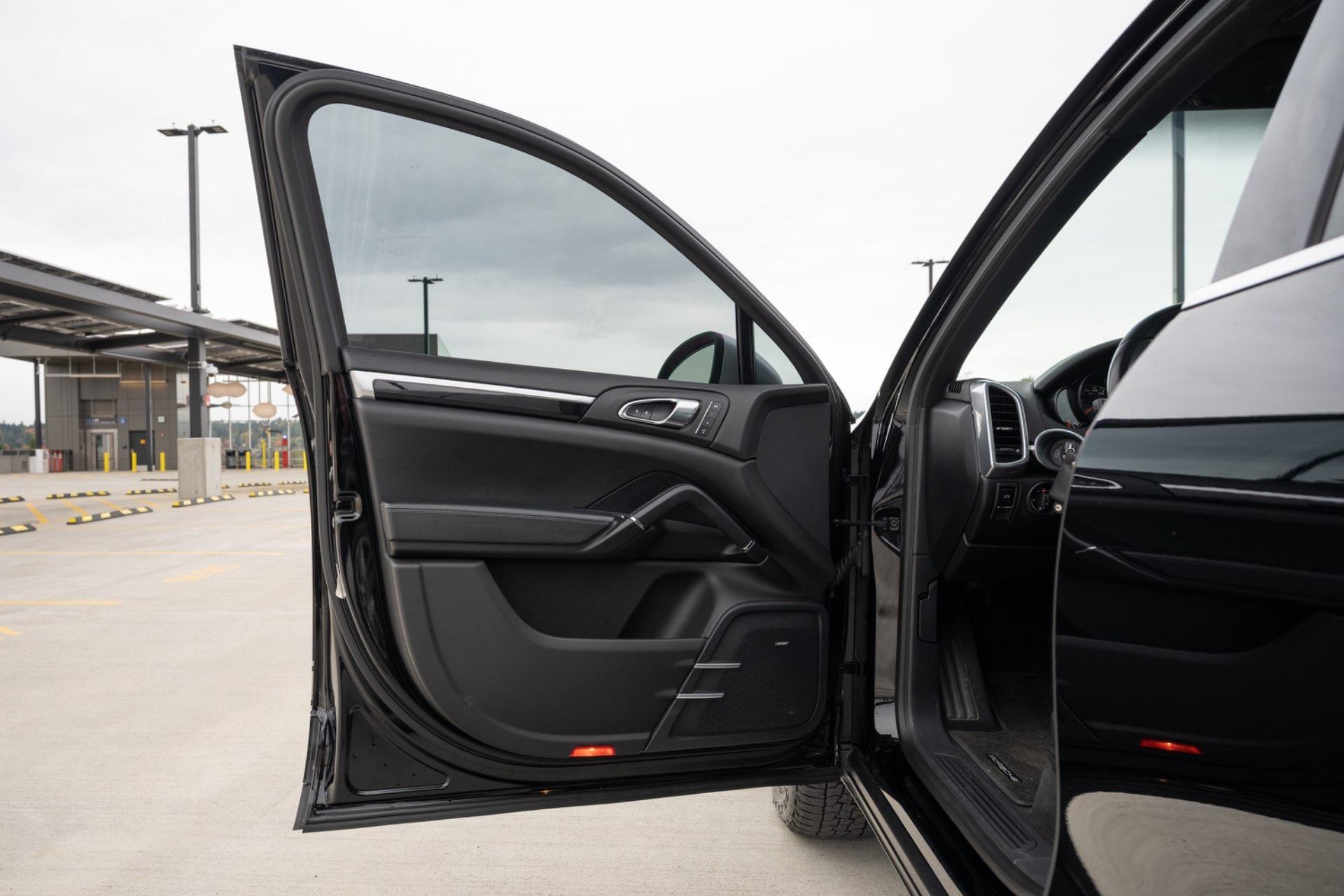 Modified 2013 Porsche Cayenne