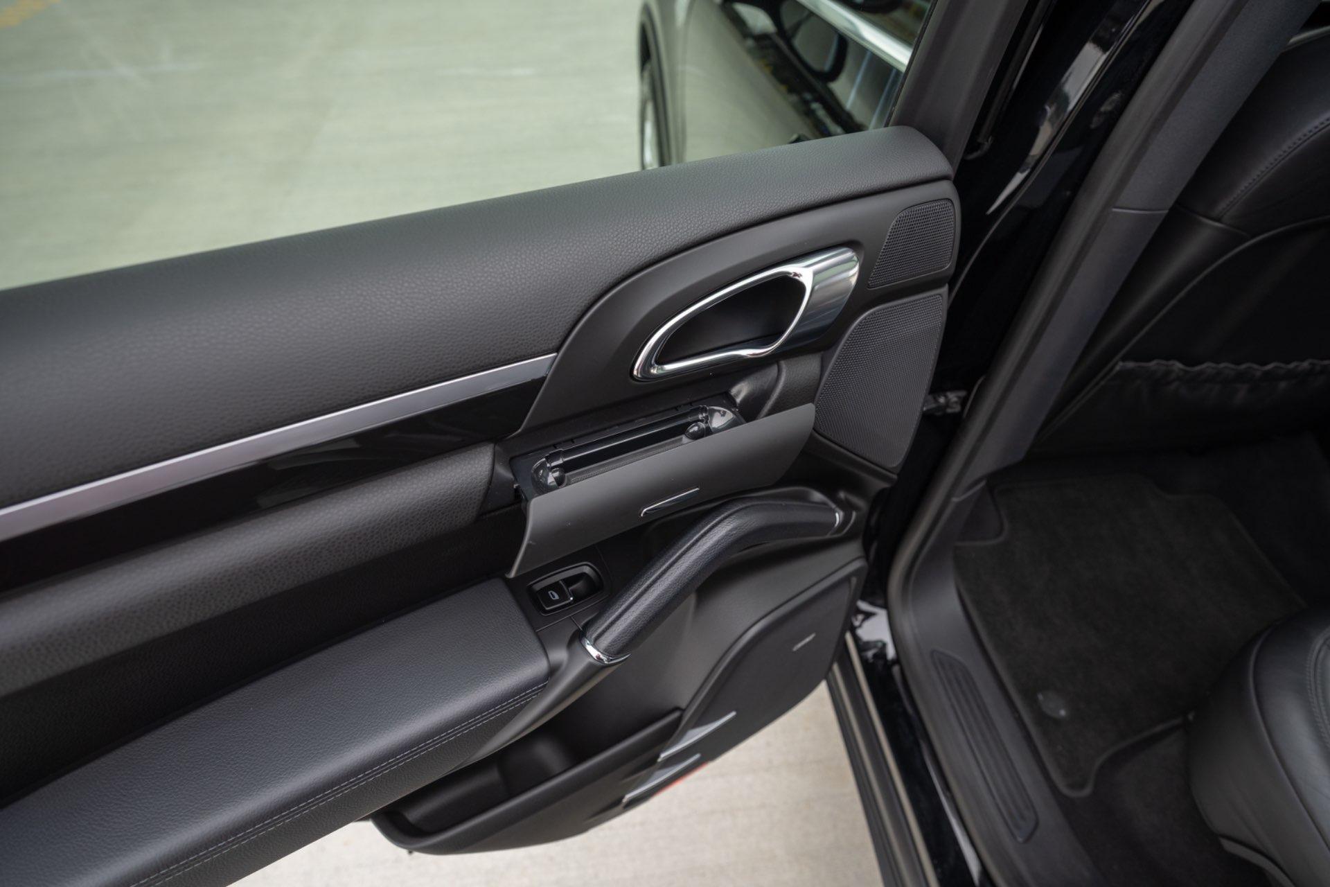 Modified 2013 Porsche Cayenne