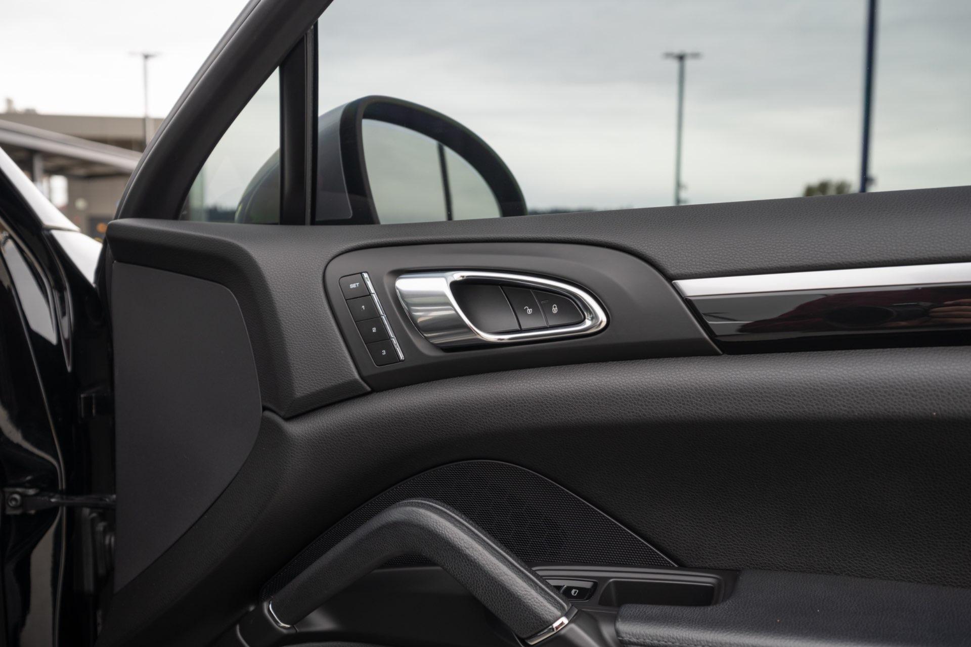 Modified 2013 Porsche Cayenne