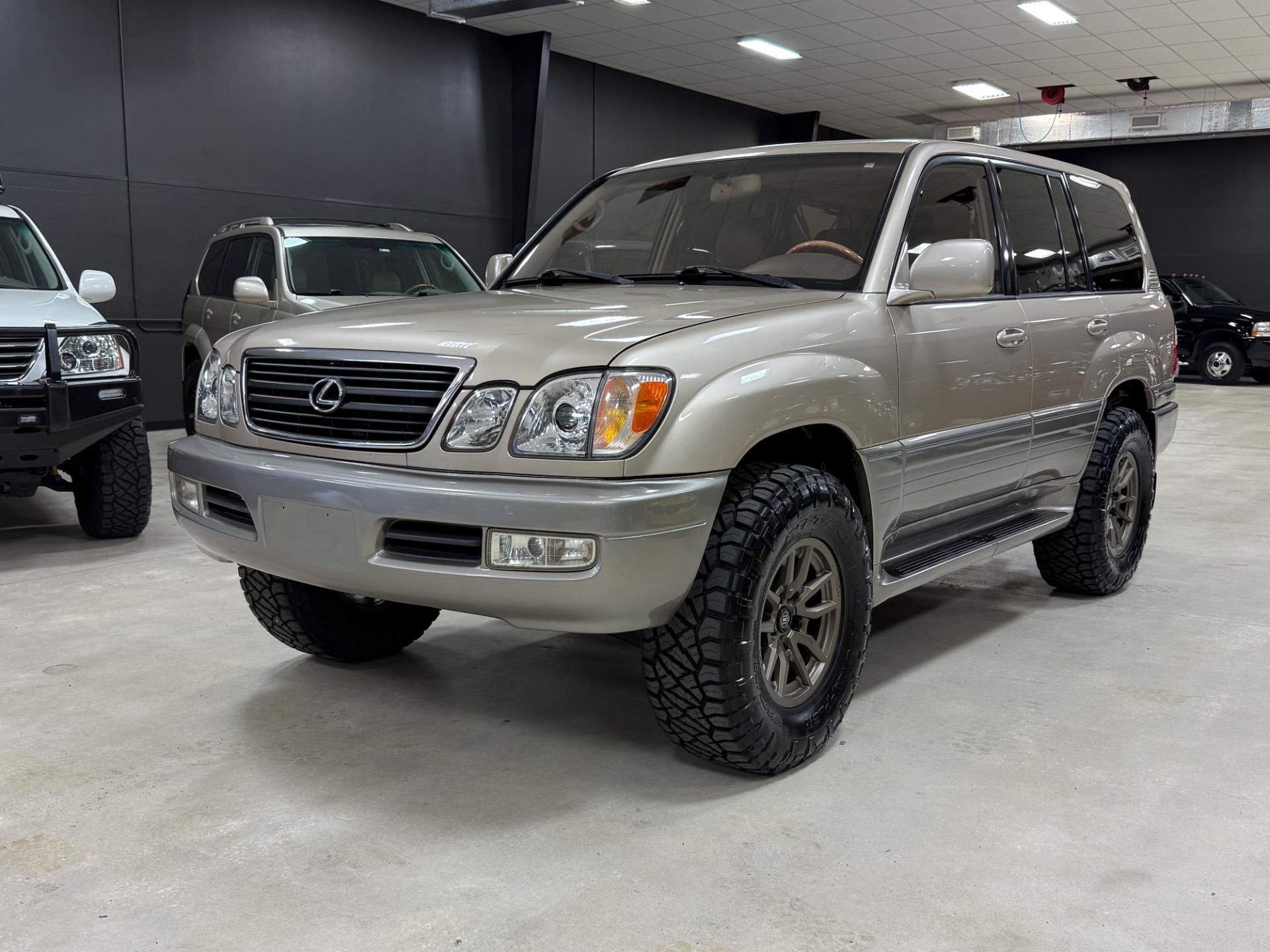 2000 Lexus LX 470