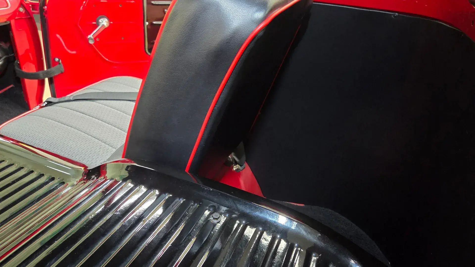 1965 Ford E100 Econoline