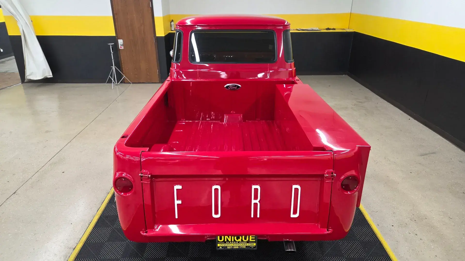 1965 Ford E100 Econoline