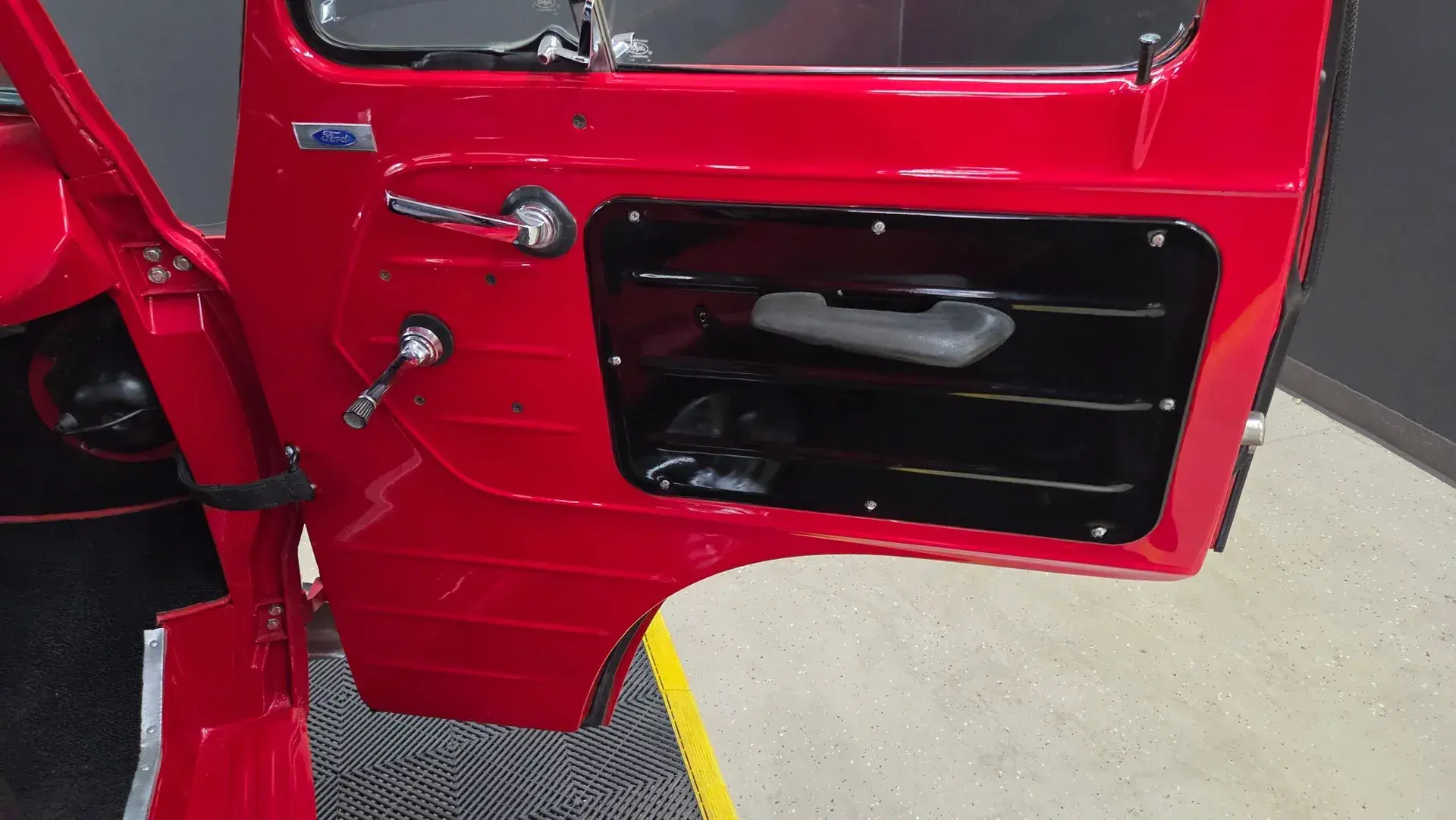 1965 Ford E100 Econoline