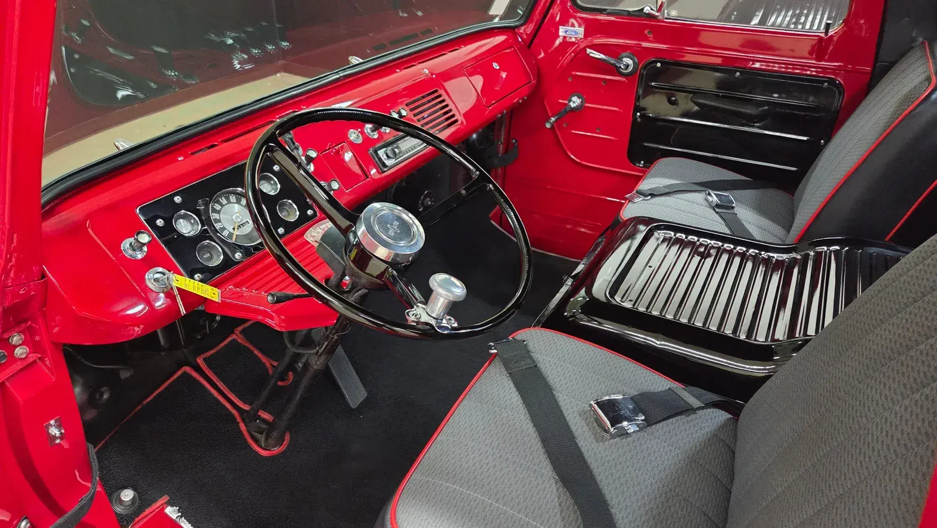 1965 Ford E100 Econoline