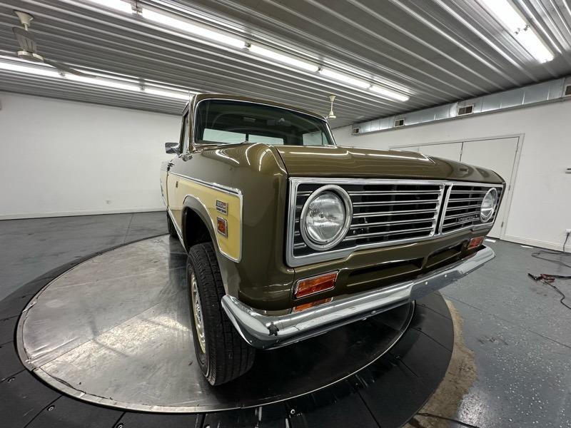 1973 International Harvester 1210 Camper Special
