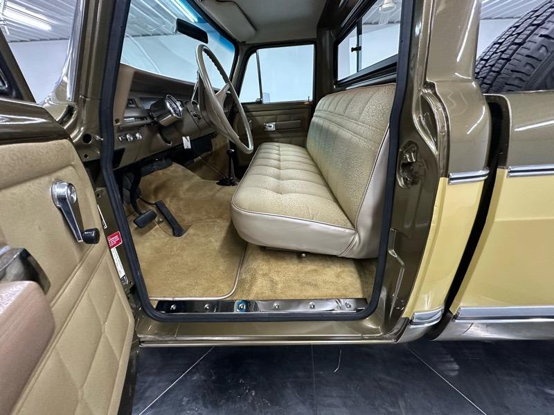 1973 International Harvester 1210 Camper Special