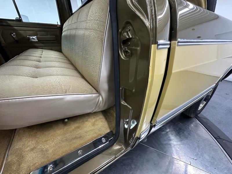 1973 International Harvester 1210 Camper Special - 4