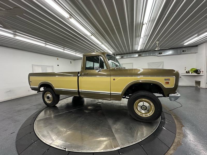 1973 International Harvester 1210 Camper Special