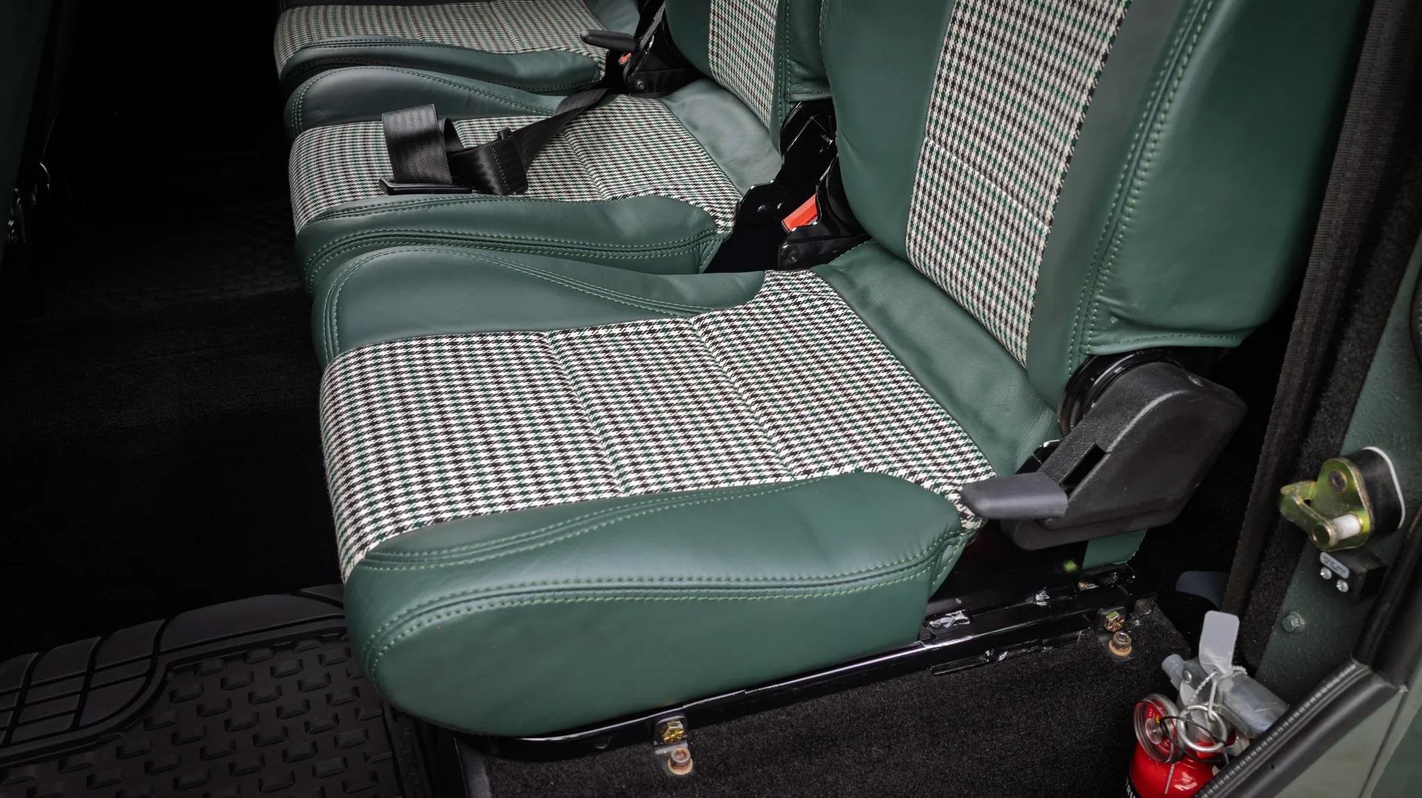 1987 Land Rover Defender