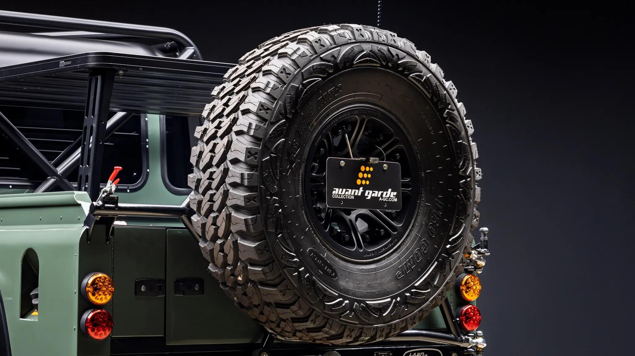 1987 Land Rover Defender