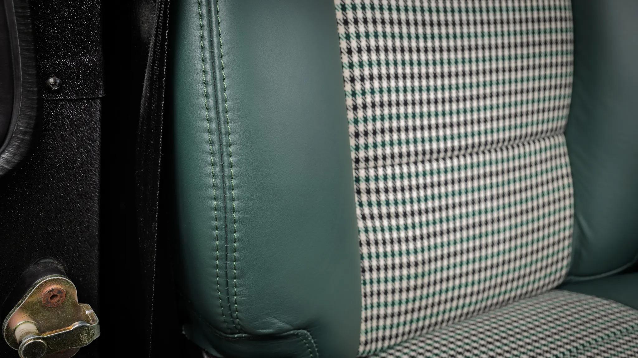 1987 Land Rover Defender