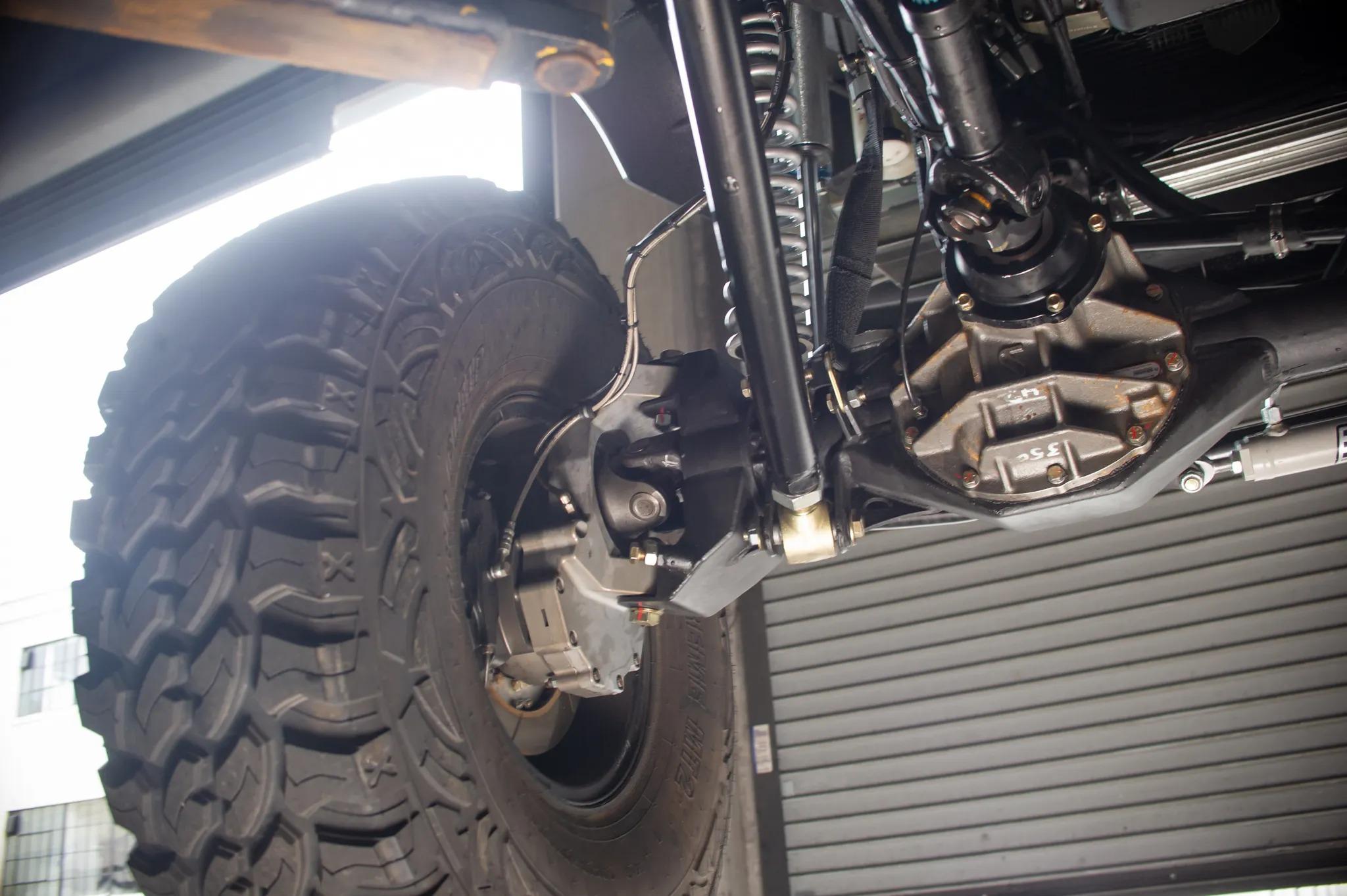 1987 Land Rover Defender