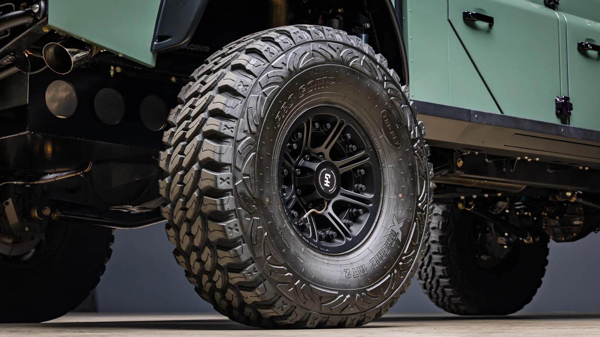 1987 Land Rover Defender