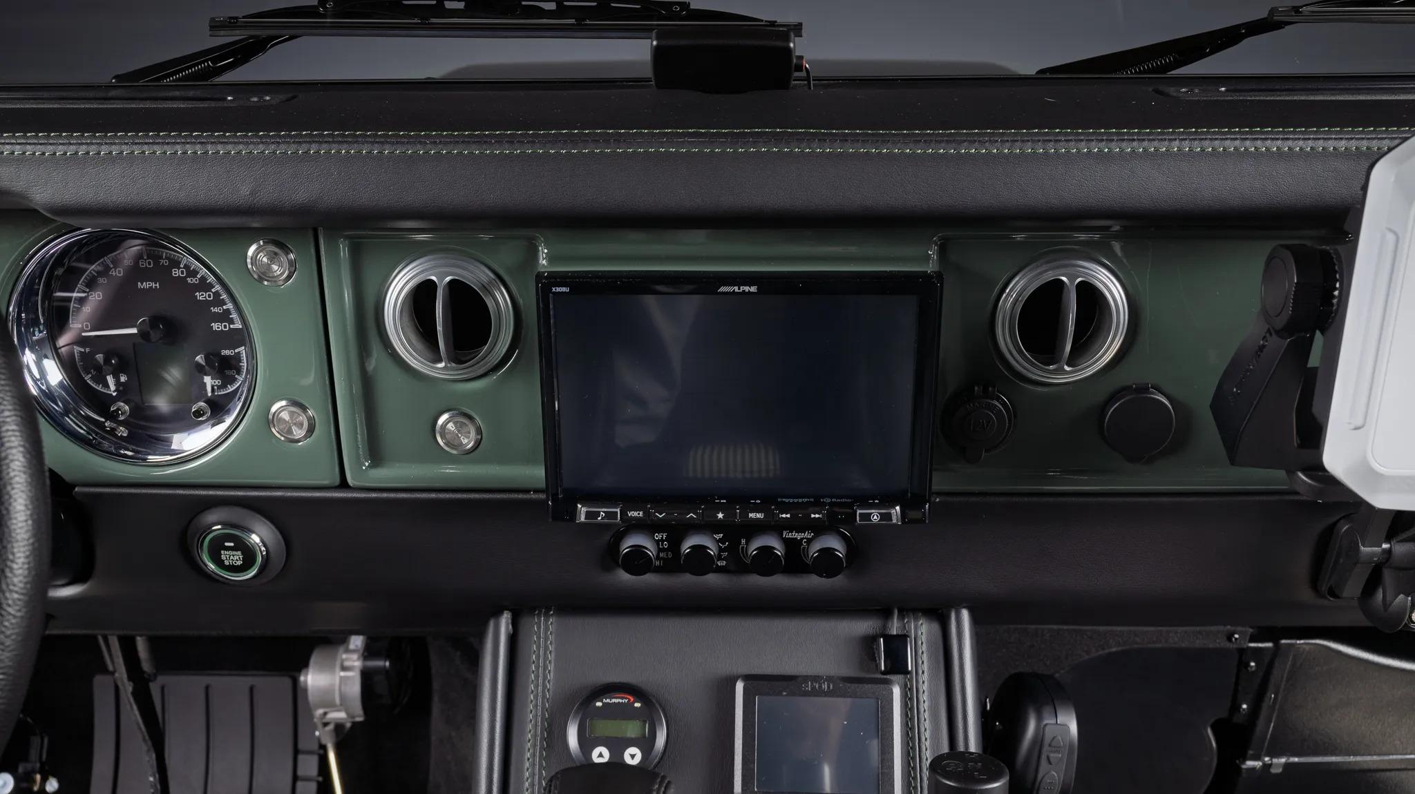 1987 Land Rover Defender