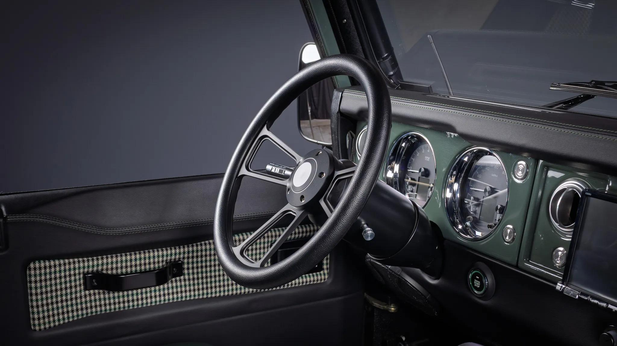 1987 Land Rover Defender