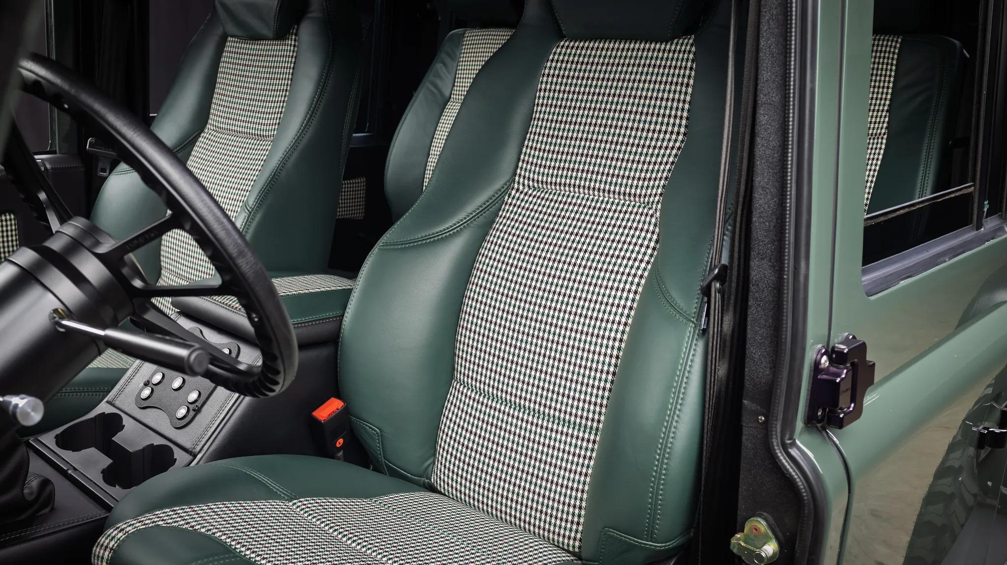 1987 Land Rover Defender