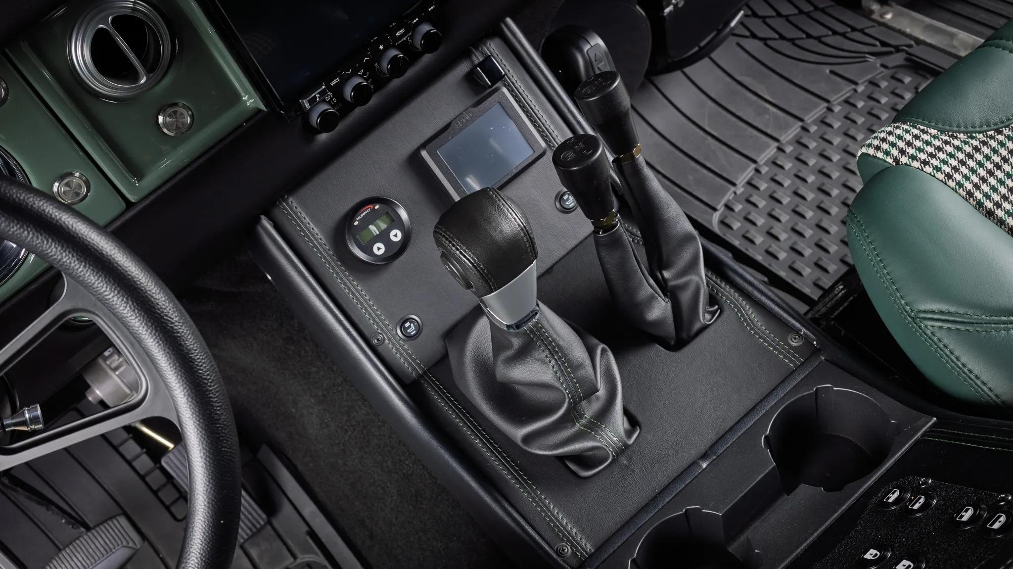 1987 Land Rover Defender