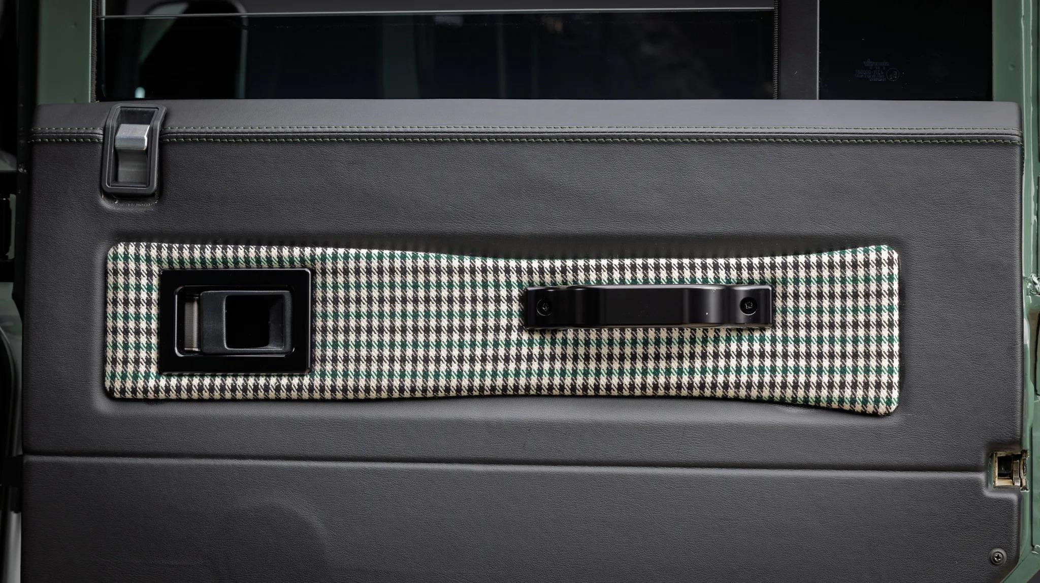 1987 Land Rover Defender