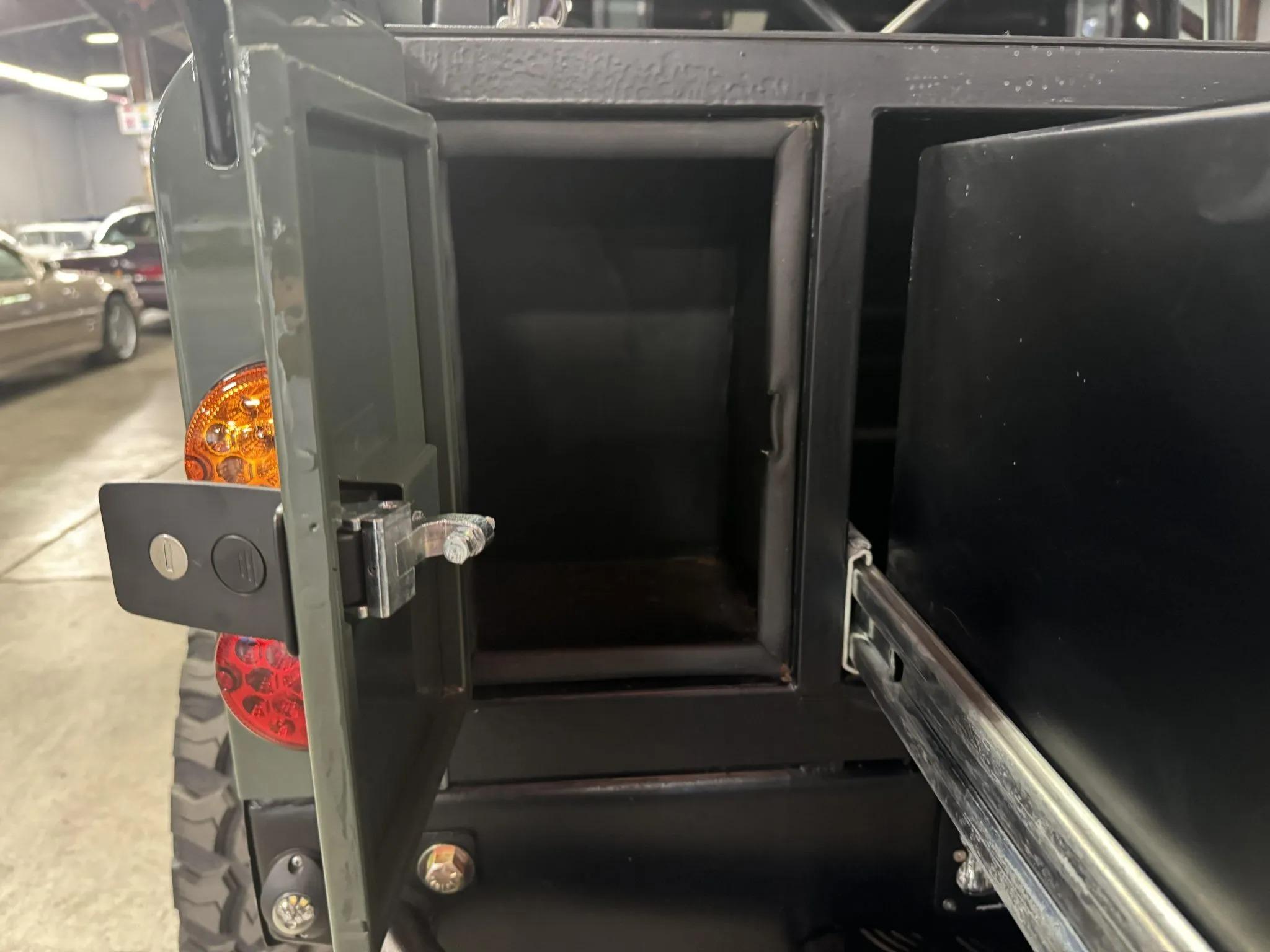 1987 Land Rover Defender