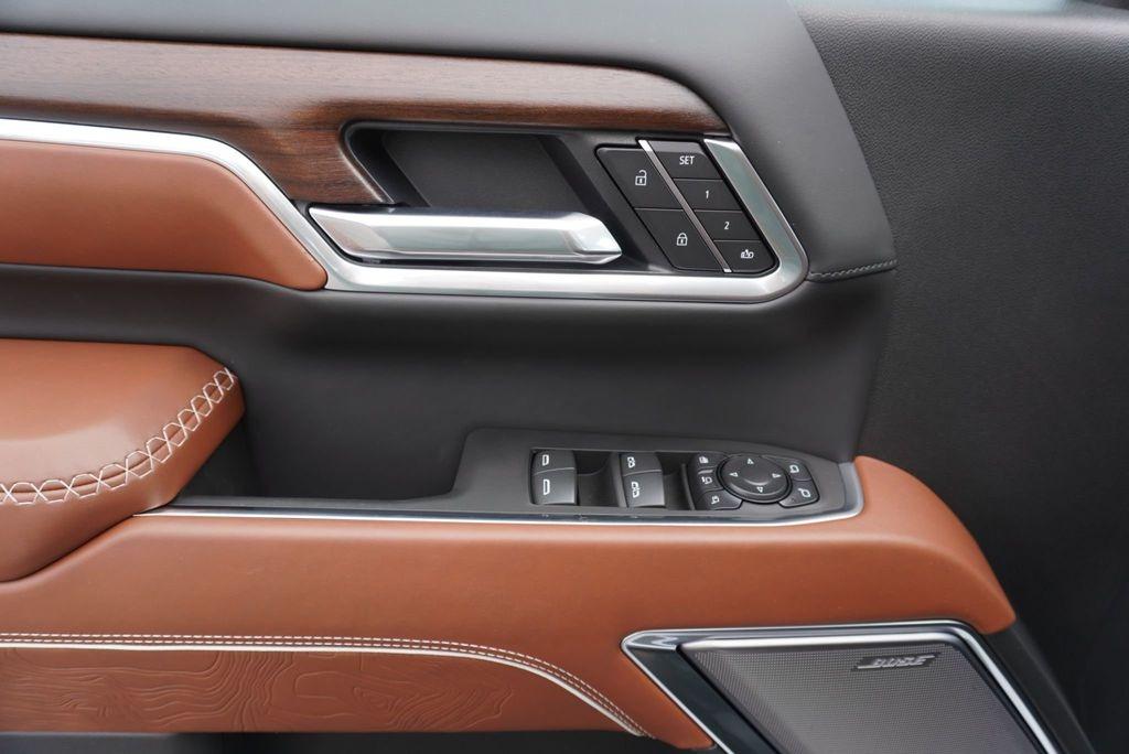 2025 GMC Sierra 3500HD Denali