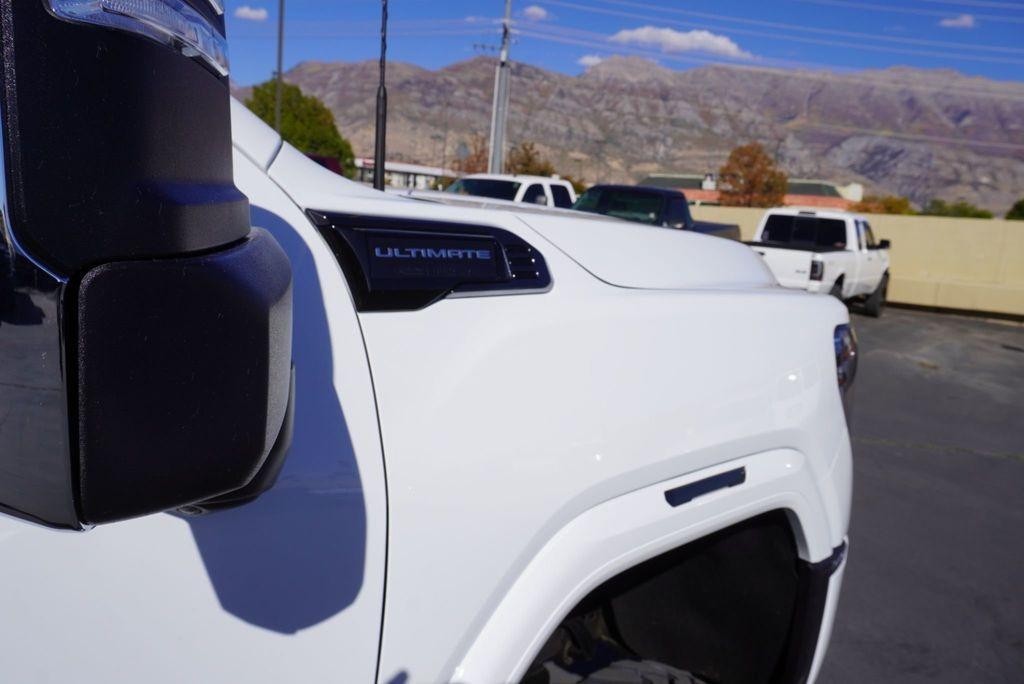 2025 GMC Sierra 3500HD Denali
