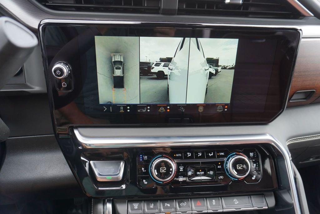 2025 GMC Sierra 3500HD Denali