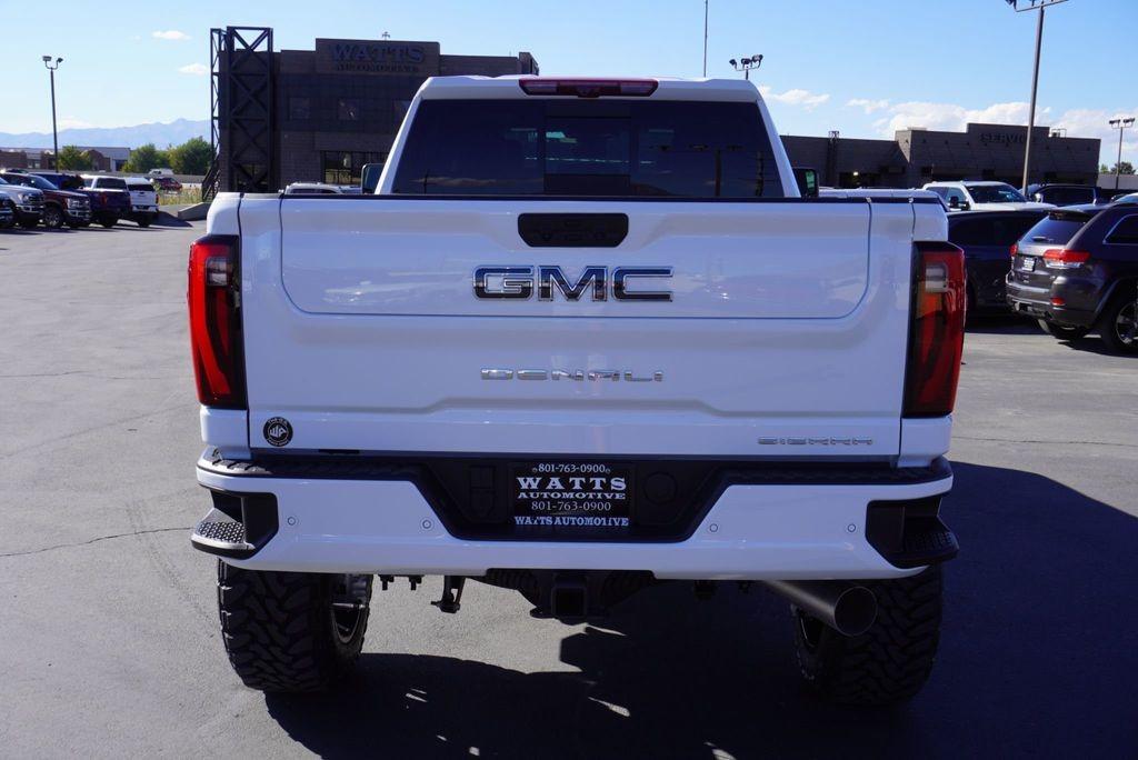 2025 GMC Sierra 3500HD Denali