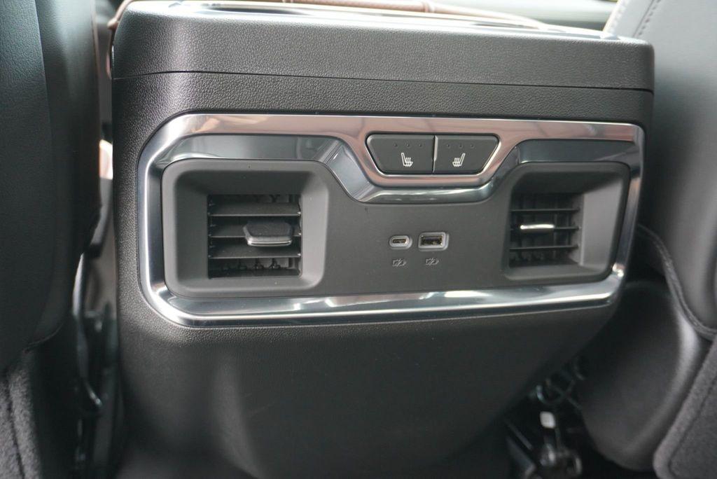 2025 GMC Sierra 3500HD Denali