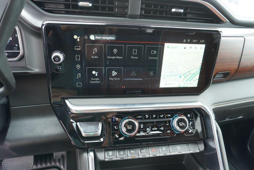 2025 GMC Sierra 3500HD Denali