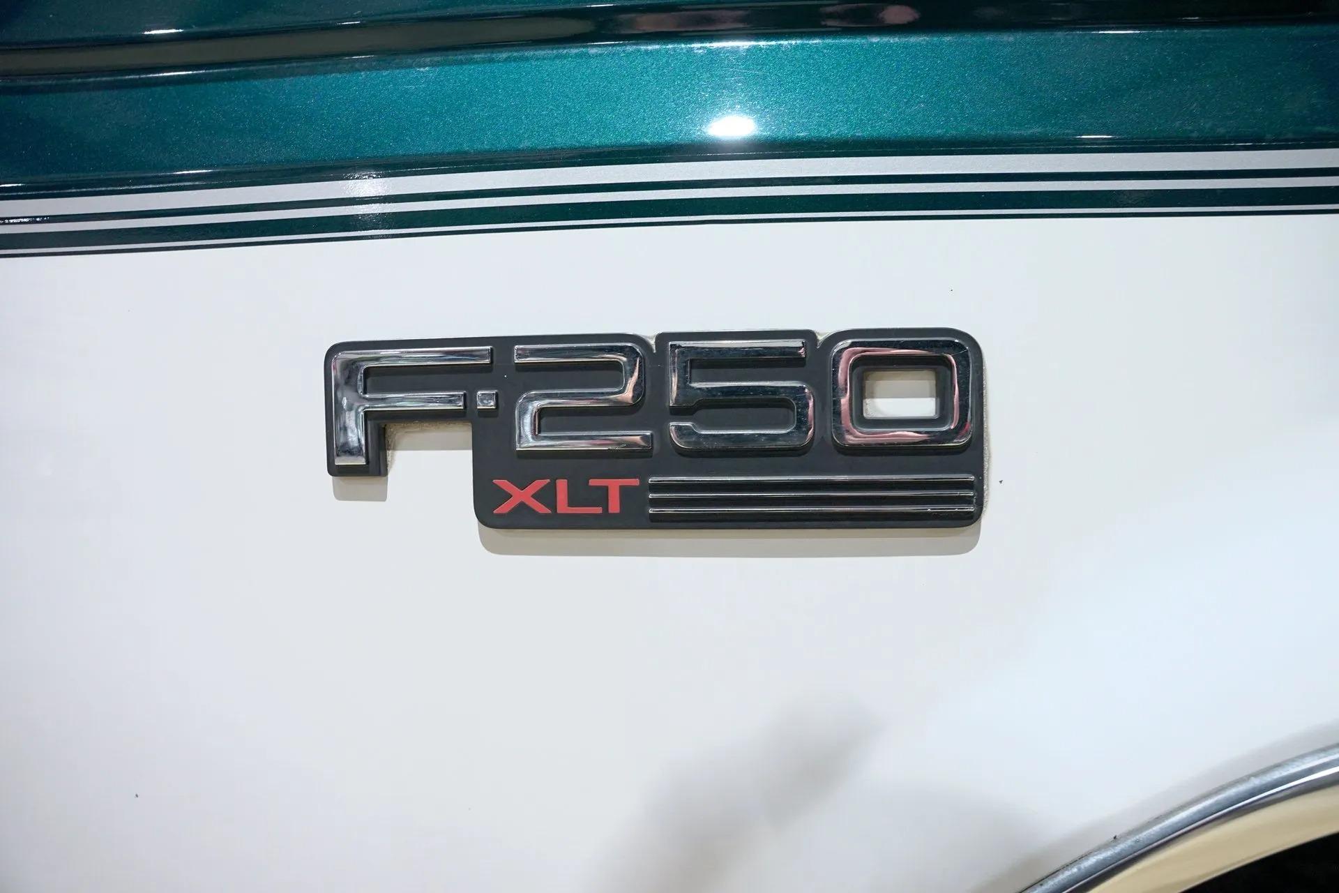 1995 Ford F-250 XLT 4x4