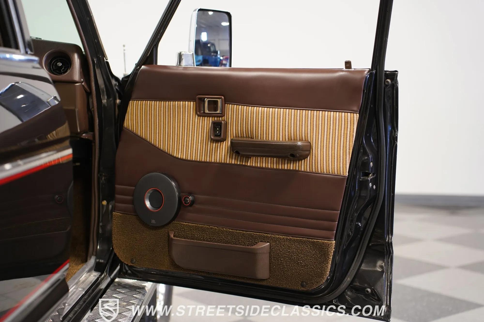 LS3-Powered 1984 Toyota Land Cruiser FJ62 Restomod